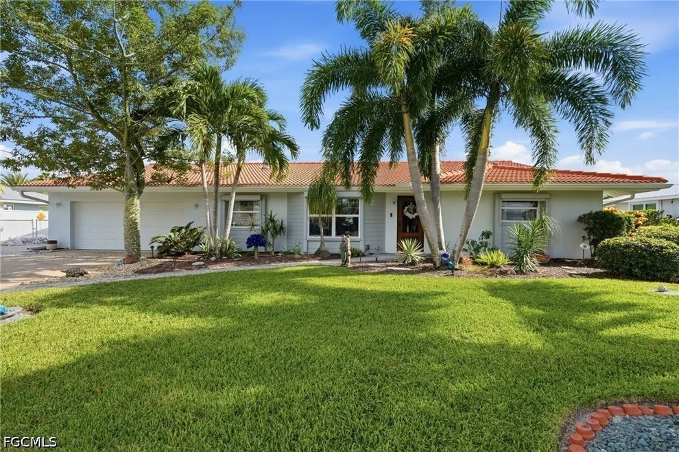 Unit for sale at 1028 Edgemere Drive, Fort Myers, FL 33919