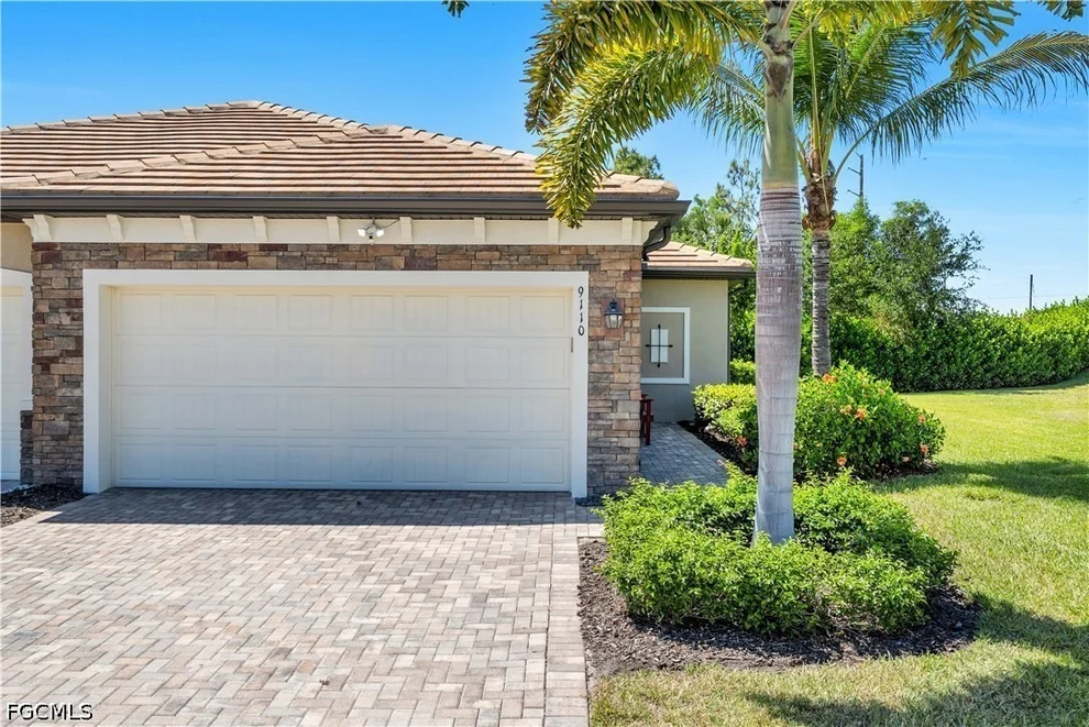 Unit for sale at 9110 Woodhurst Drive, Naples, FL 34120