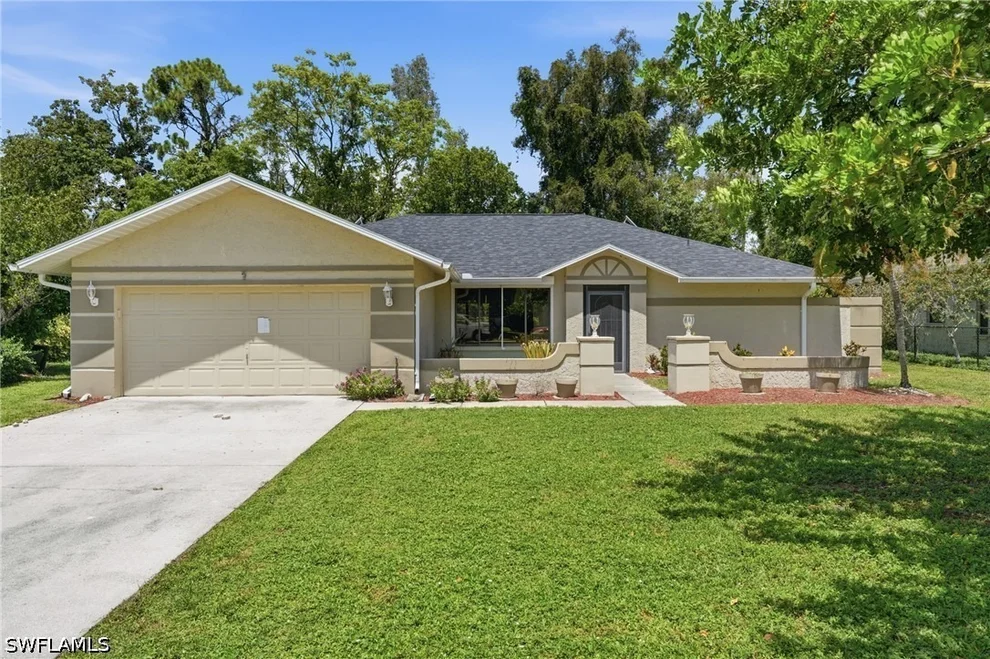 Unit for sale at 19028 Pine Run Lane, Fort Myers, FL 33967