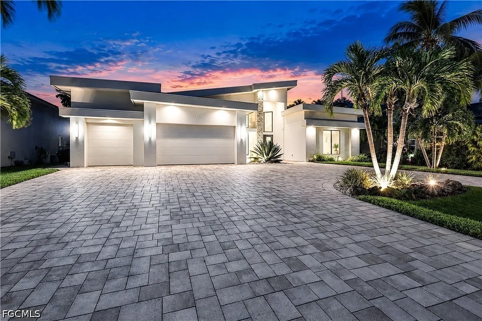 Unit for sale at 4408 SW 28th Place, Cape Coral, FL 33914