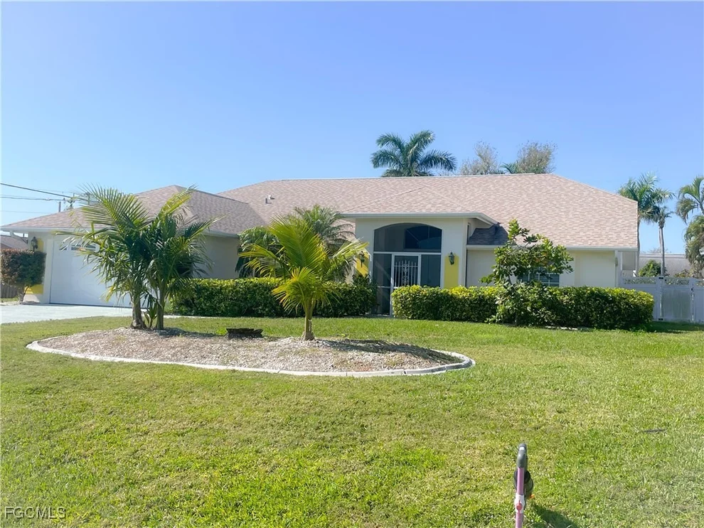 Unit for sale at 4436 SE 11th Place, Cape Coral, FL 33904