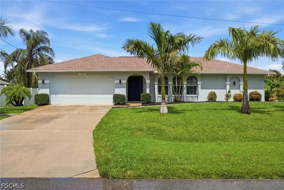 Unit for sale at 524 SE 8th Place, Cape Coral, FL 33990