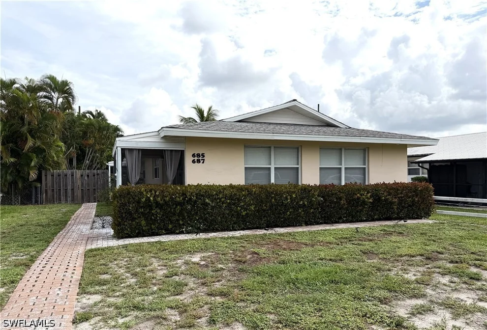 Unit for sale at 685 95th Avenue N, Naples, FL 34108