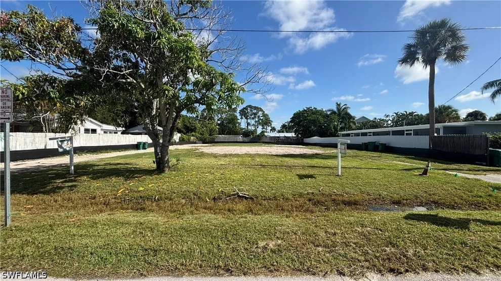 Unit for sale at 2595 Becca Avenue, Naples, FL 34112