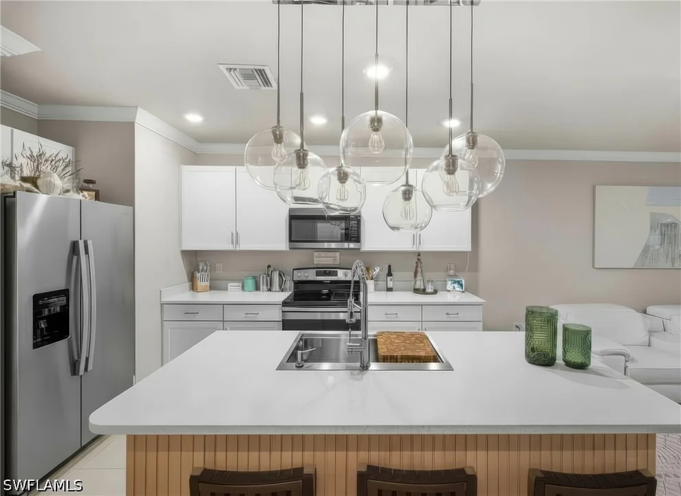 Unit for sale at 15380 Wildflower Circle, Naples, FL 34119