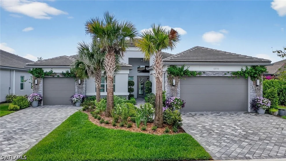 Unit for sale at 12030 Azalea Way, Naples, FL 34120