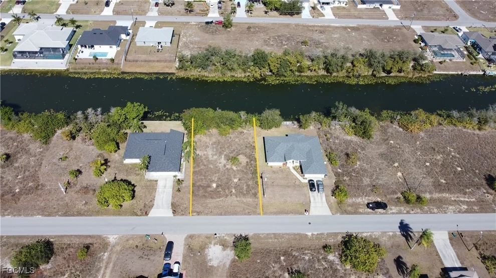 Unit for sale at 425 NW 5th Terrace, Cape Coral, FL 33993