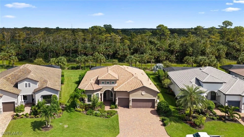 Unit for sale at 9774 Everglades Drive, Naples, FL 34120