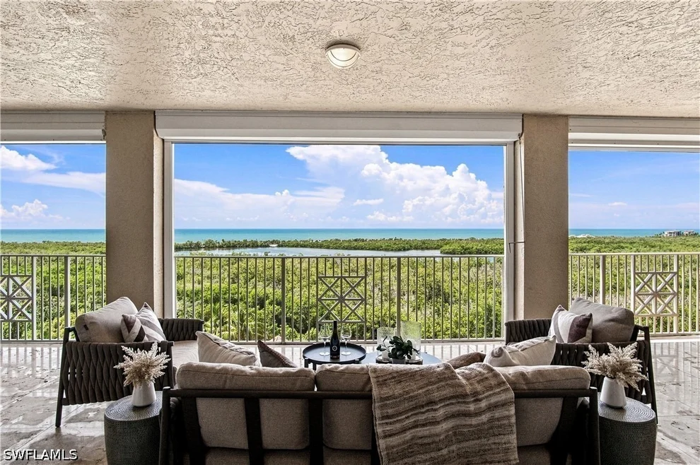 Unit for sale at 6597 Nicholas Boulevard, Naples, FL 34108