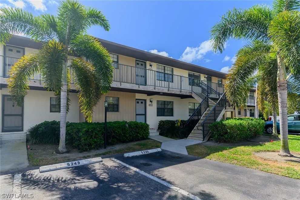 Unit for sale at 5245 Treetops Drive, Naples, FL 34113