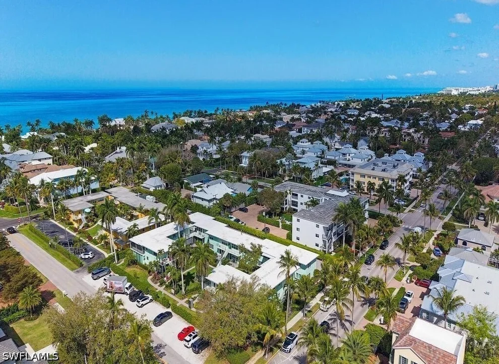 Unit for sale at 285 8th Avenue S, Naples, FL 34102