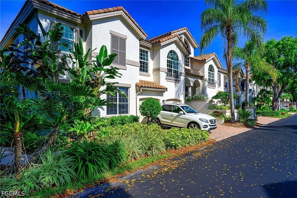 Unit for sale at 133 Colonade Circle, Naples, FL 34103
