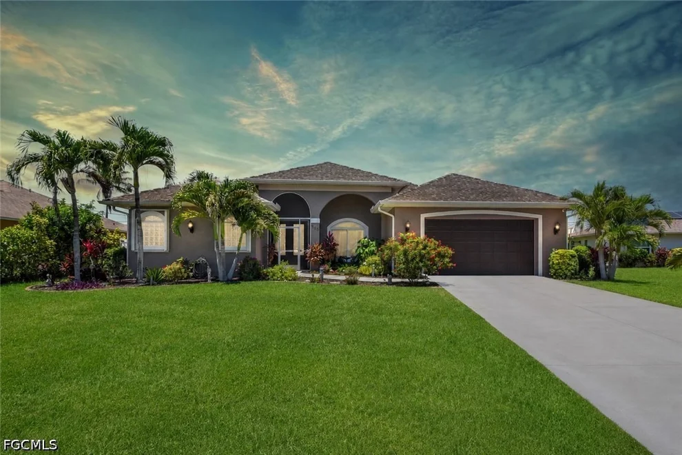 Unit for sale at 505 SE 29th Street, Cape Coral, FL 33904