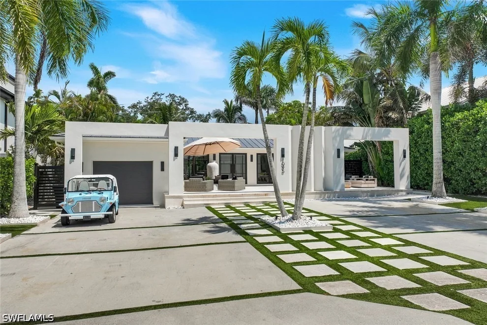 Unit for sale at 1095 Sandpiper Street, Naples, FL 34102