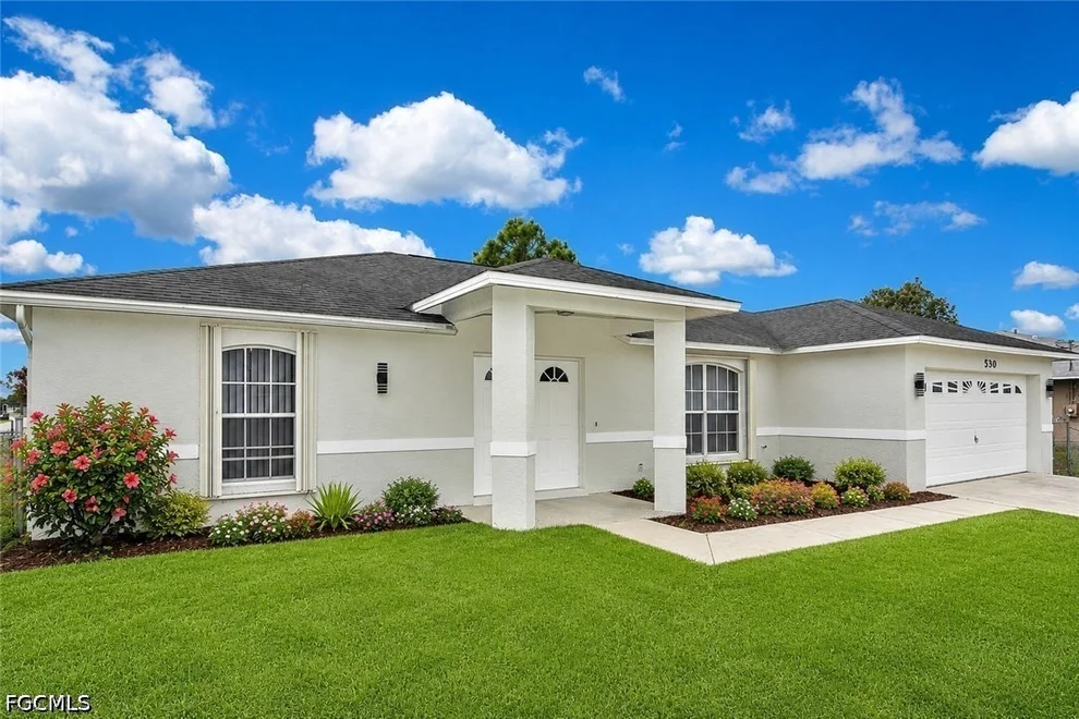 Unit for sale at 530 Peerless Circle, Lehigh Acres, FL 33974