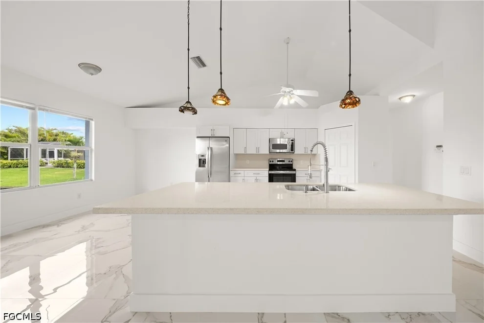 Unit for sale at 605 SE 23rd Avenue, Cape Coral, FL 33990