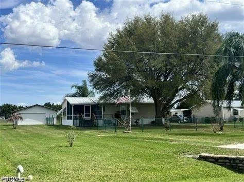 Unit for sale at 4064 9th Way, Okeechobee, FL 34974