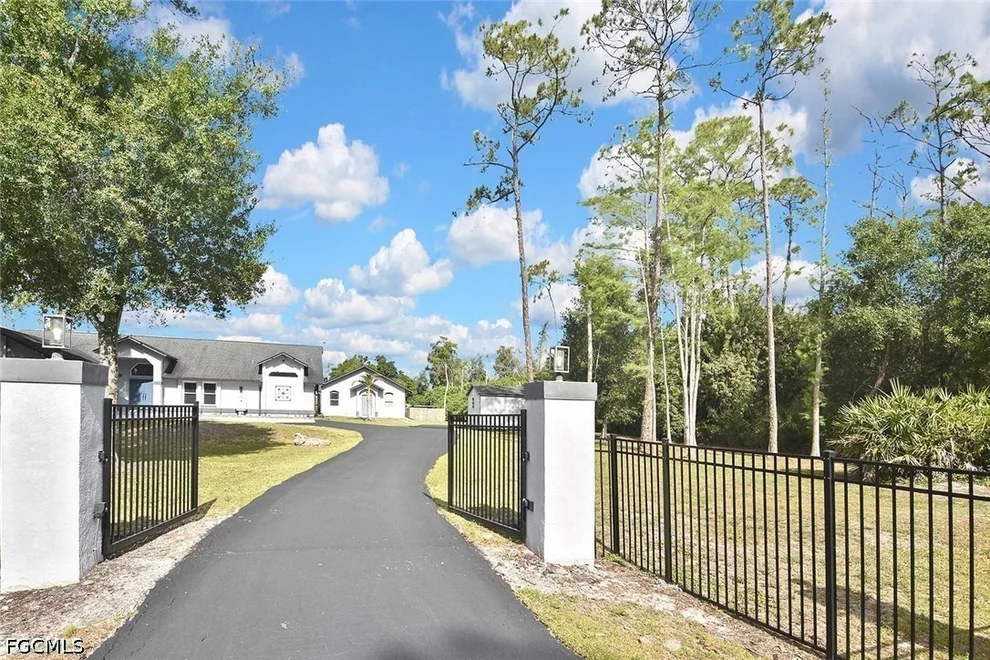 Unit for sale at 12206 Honeysuckle Road, Fort Myers, FL 33966
