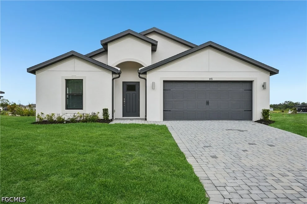 Unit for sale at 871 Gen D Macarthur Avenue, Labelle, FL 33935