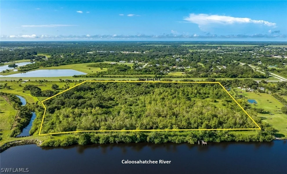 Unit for sale at 1984 E State Rd 80, Labelle, FL 33935