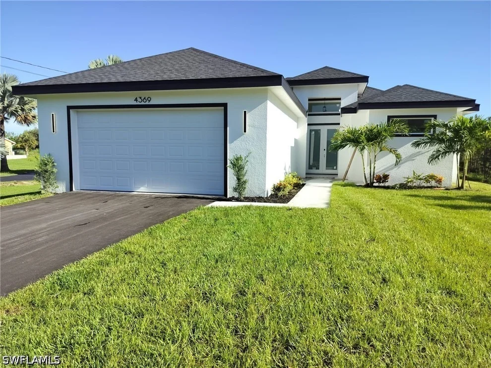 Unit for sale at 4369 54th Avenue NE, Naples, FL 34120