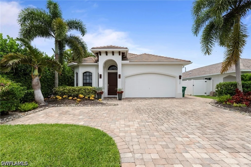 Unit for sale at 538 104th Avenue N, Naples, FL 34108