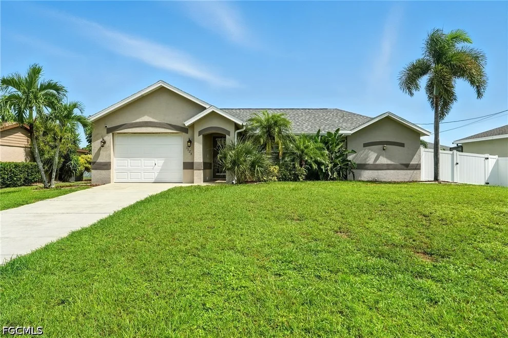Unit for sale at 1125 SW 44th Terrace, Cape Coral, FL 33914