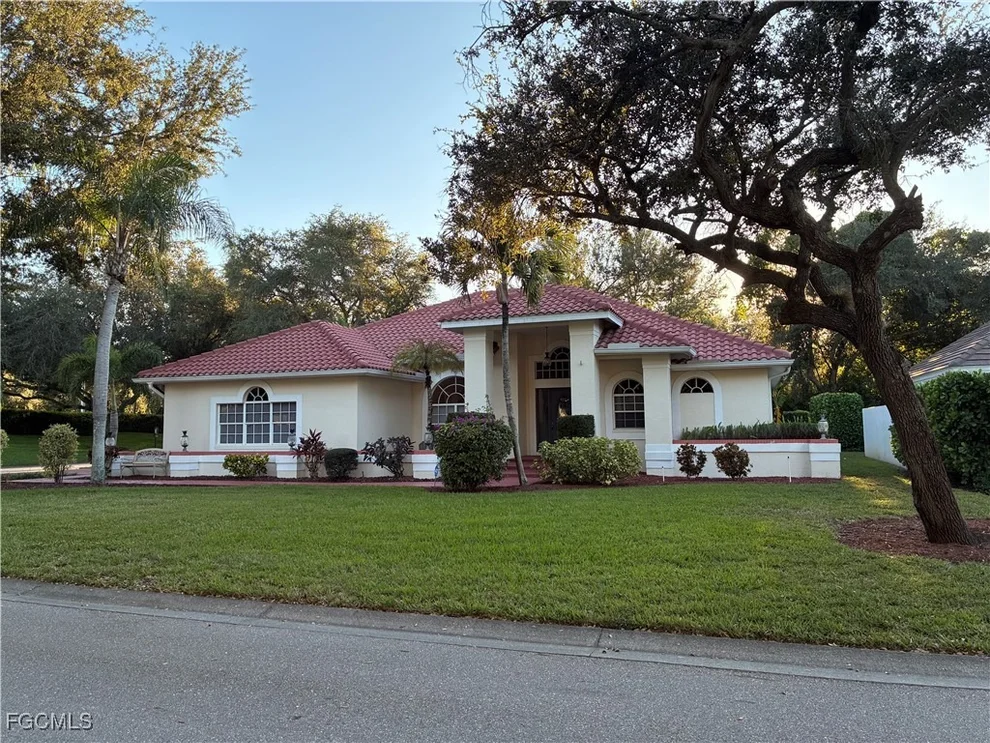 Unit for sale at 11810 Pinewood Lakes Drive, Fort Myers, FL 33913