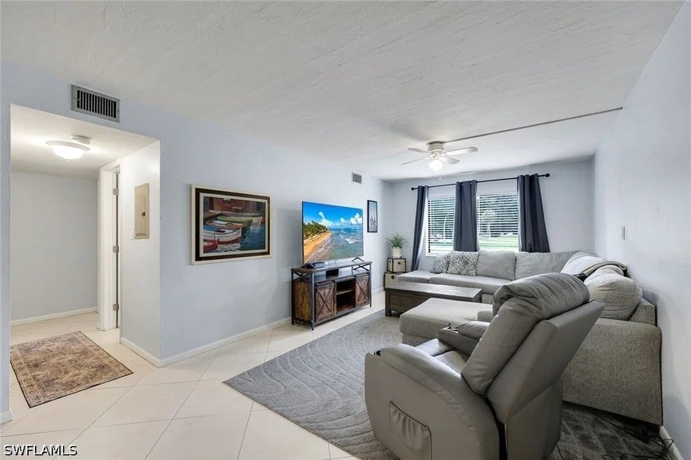 Unit for sale at 1400 Green Valley Circle, Naples, FL 34104