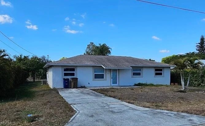 Unit for sale at 2825 E Cypress Avenue, Fort Myers, FL 33905