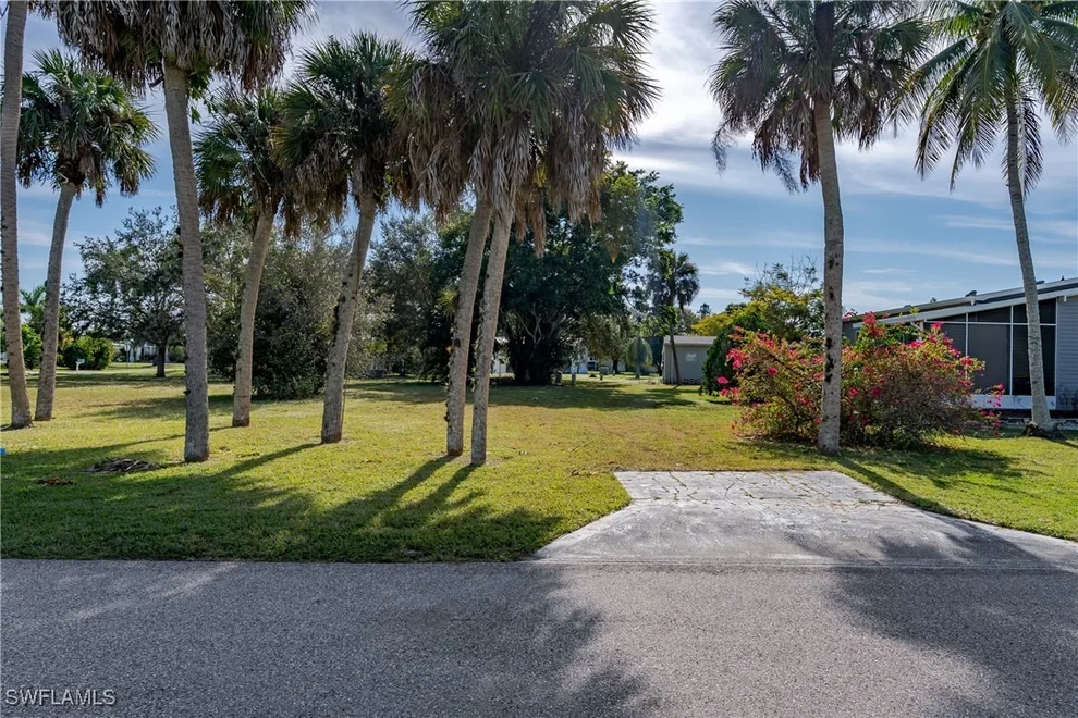 Unit for sale at 165 Riverwood Road, Naples, FL 34114