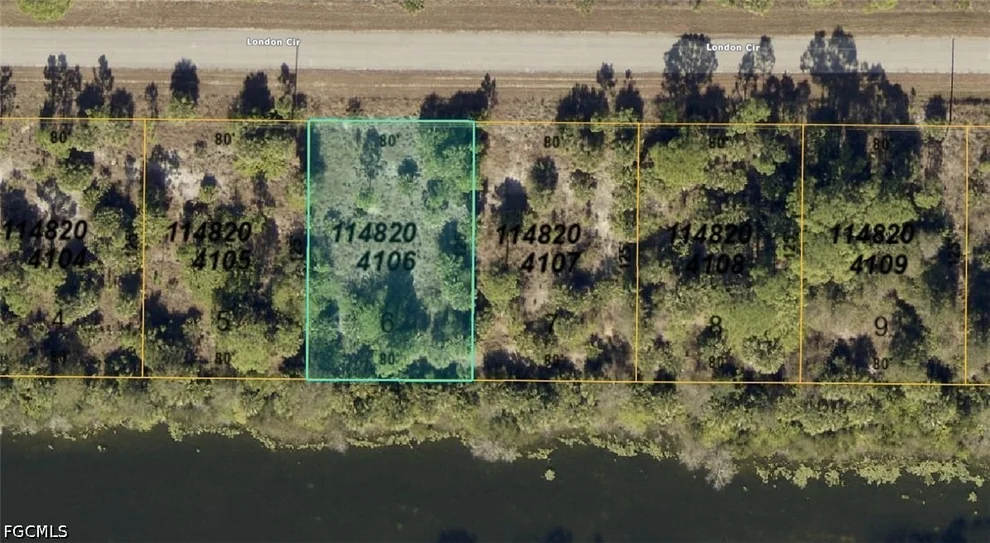 Unit for sale at London Circle, North Port, FL 34288
