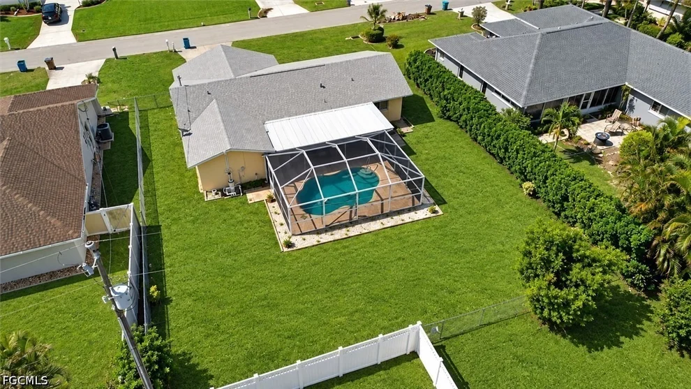Unit for sale at 915 SE 20th Street, Cape Coral, FL 33990