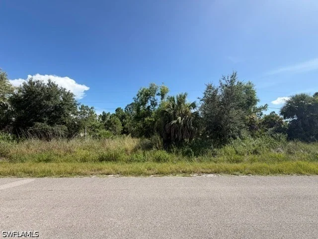 Unit for sale at 512 47th Avenue NE, Naples, FL 34120