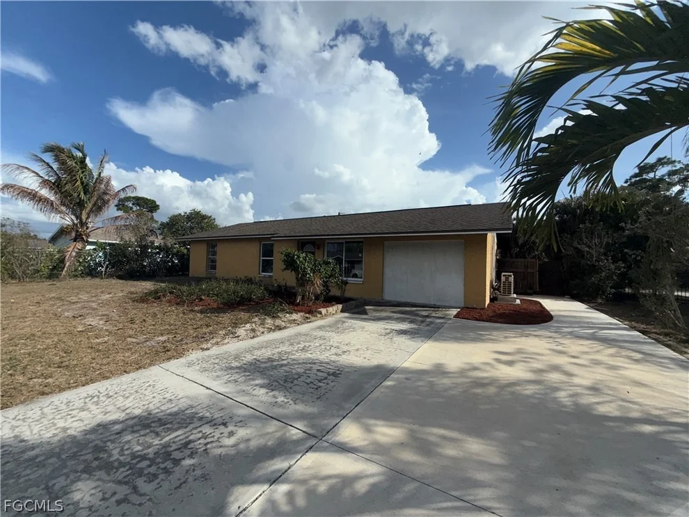 Unit for sale at 9112 Pineapple Road, Fort Myers, FL 33967