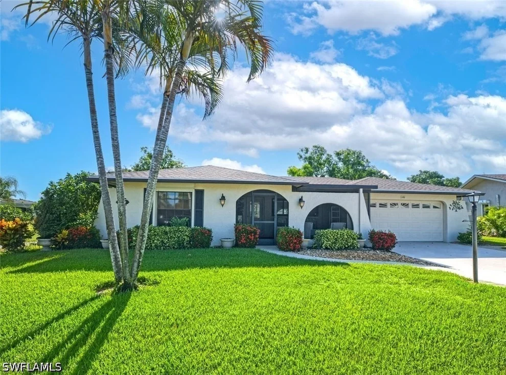 Unit for sale at 120 Fleur De Lis Lane, Naples, FL 34112