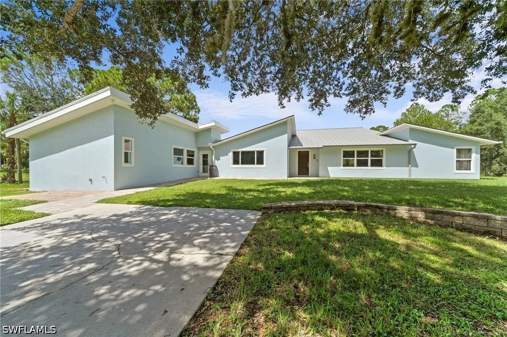 Unit for sale at 681 15th Street SW, Naples, FL 34117