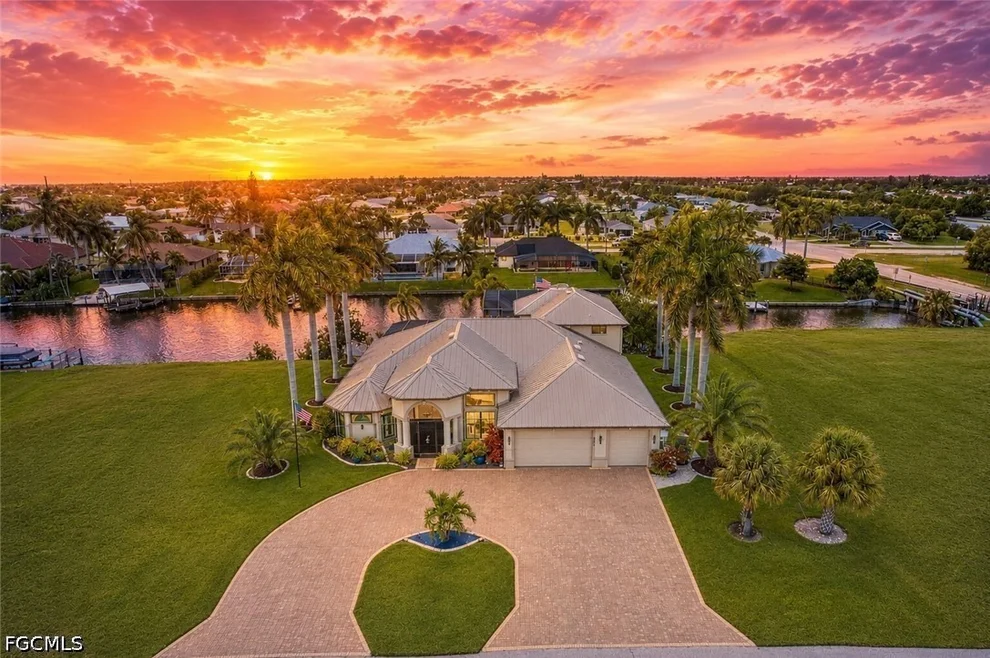 Unit for sale at 2608 Archer Parkway W, Cape Coral, FL 33904