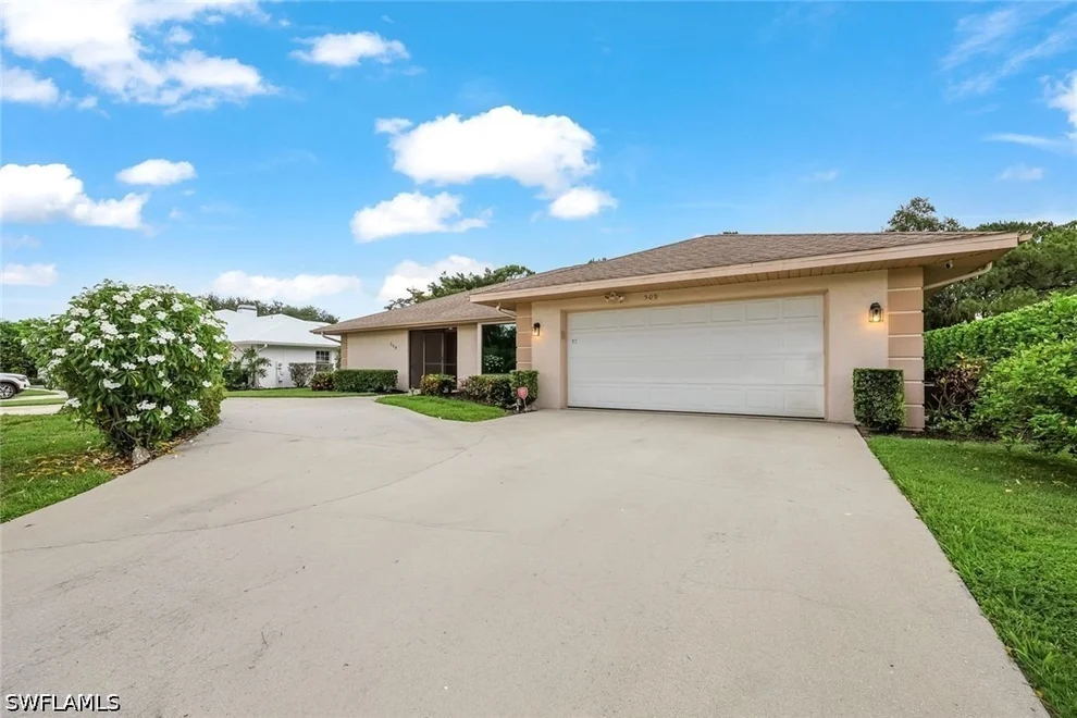 Unit for sale at 509 Cypress Way E, Naples, FL 34110