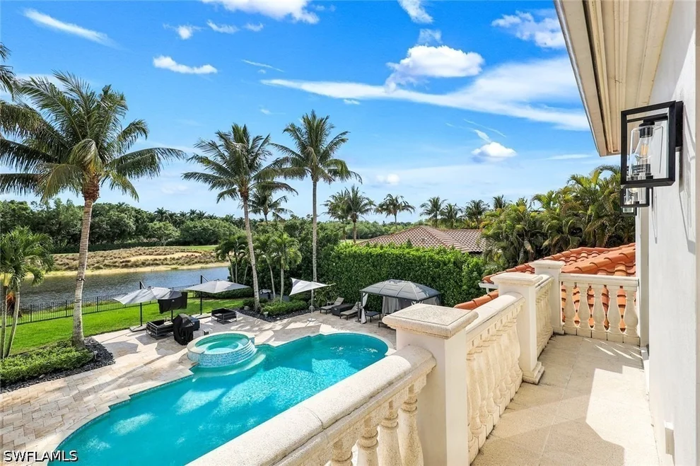 Unit for sale at 2558 Escada Court, Naples, FL 34109