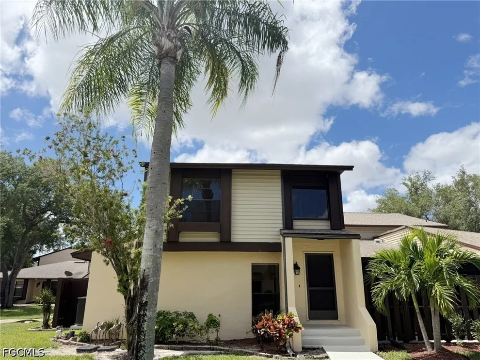Unit for sale at 621 SE 12th Avenue, Cape Coral, FL 33990