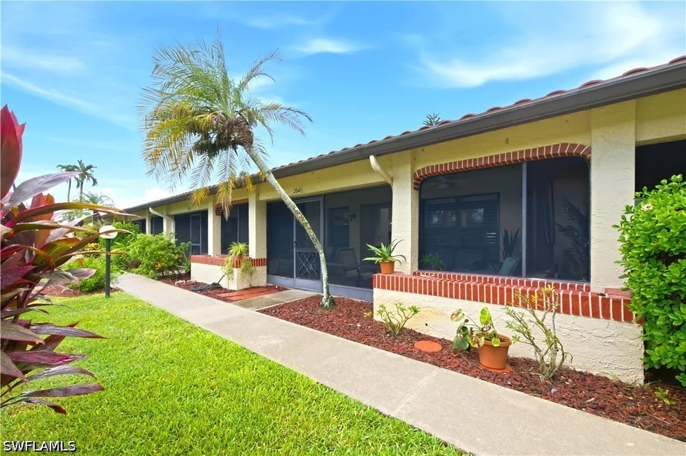 Unit for sale at 2041 Pine Isle Lane, Naples, FL 34112