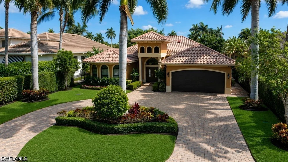 Unit for sale at 672 Fairway Terrace, Naples, FL 34103