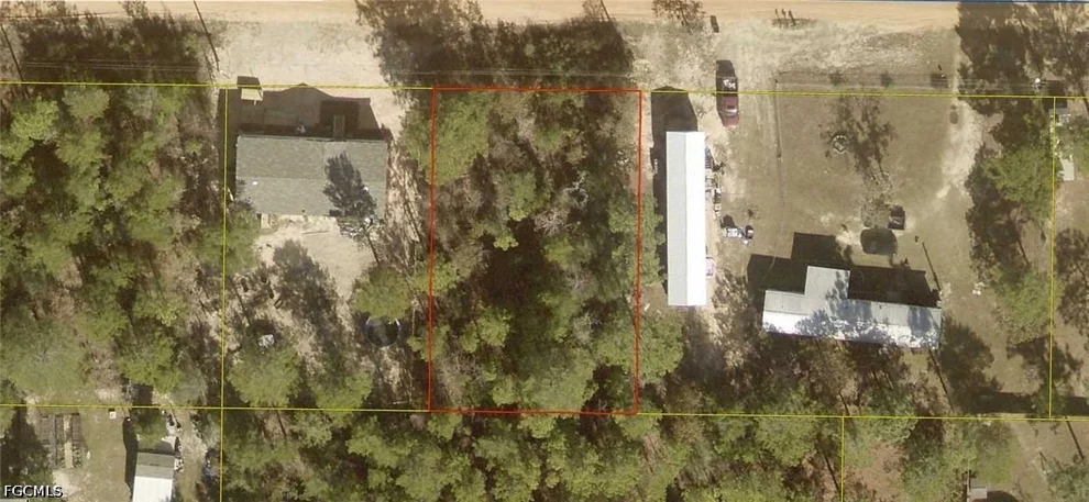 Unit for sale at E Clover Lane Lot 8 Lane, Defuniak Springs, FL 32433