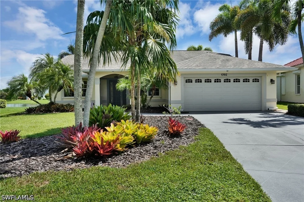 Unit for sale at 1982 E Crown Pointe Boulevard, Naples, FL 34112