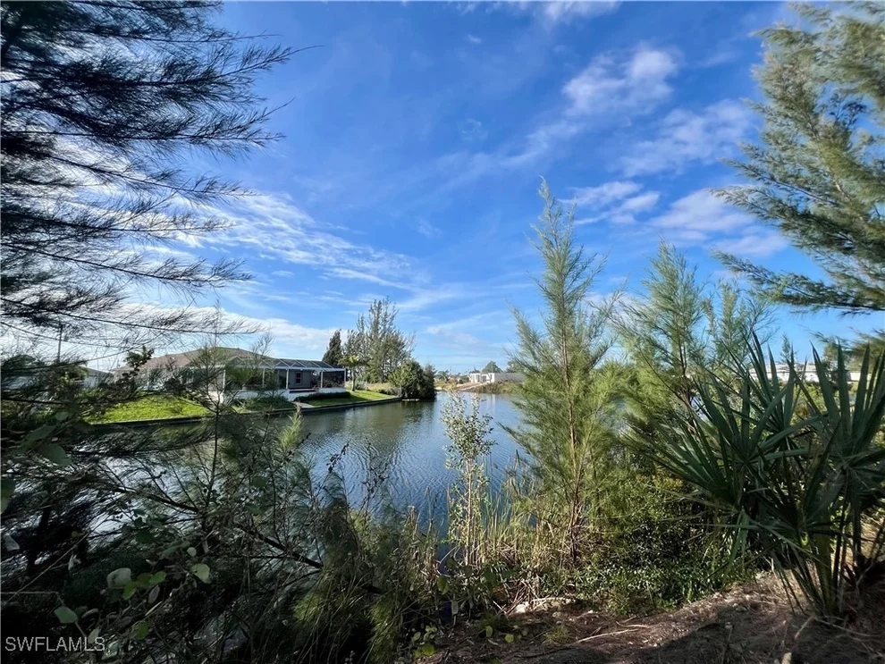 Unit for sale at 1408 NE 37th Street, Cape Coral, FL 33909
