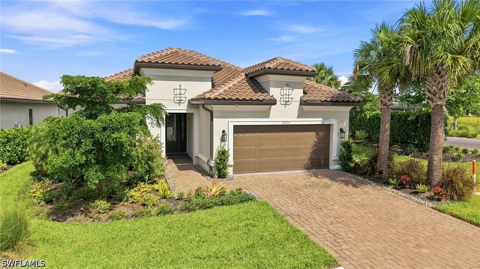 Unit for sale at 15633 Triesta Lane, Naples, FL 34114