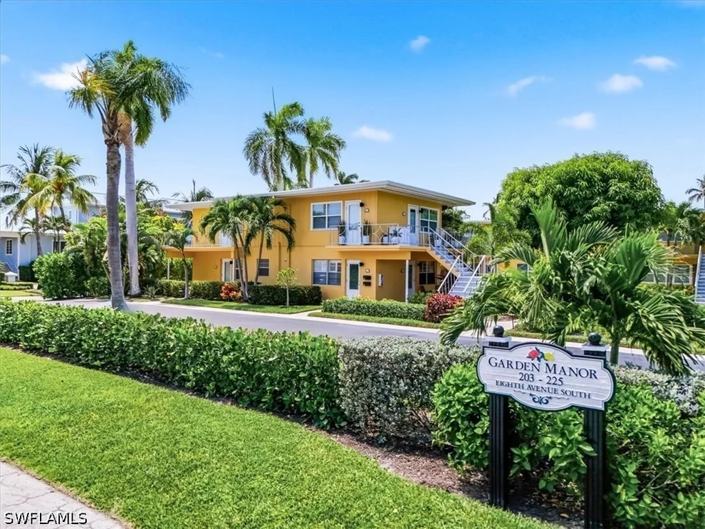 Unit for sale at 203 8th Avenue S, Naples, FL 34102