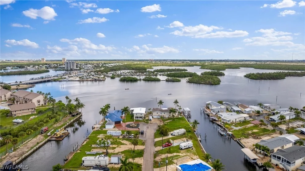 Unit for sale at 866 Oak Street, Fort Myers Beach, FL 33931