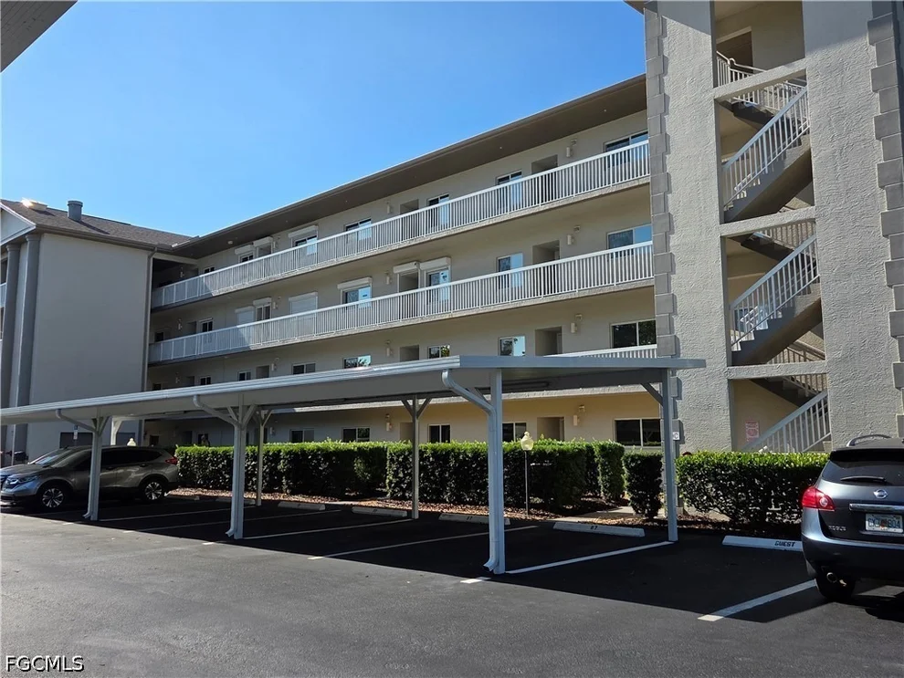 Unit for sale at 14961 Hole In 1 Circle, Fort Myers, FL 33919